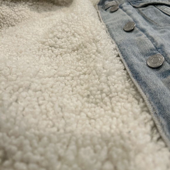 ♡ jean jacket with collar ♡ - Picture 2 of 5